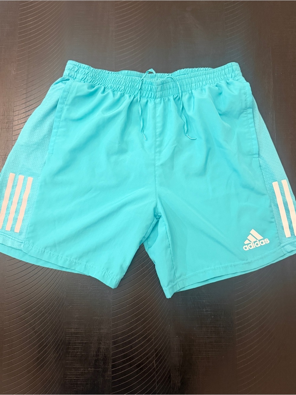 Adidas Running Athletic Reflective Stripes 7” Side Back Pocket Shorts Women L